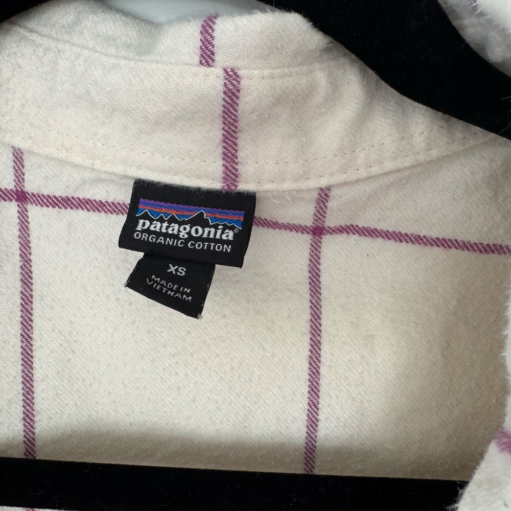 Patagonia W's Organic Cotton MW Fjord Flannel Shirt XS - Picture 4 of 6